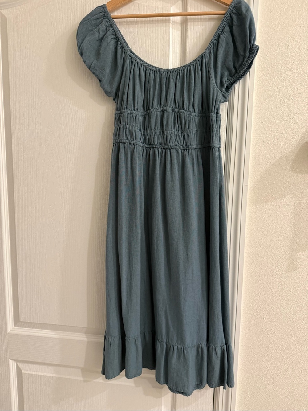 Scoop Neck Puff Sleeve Midi Dress — Dusty Teal